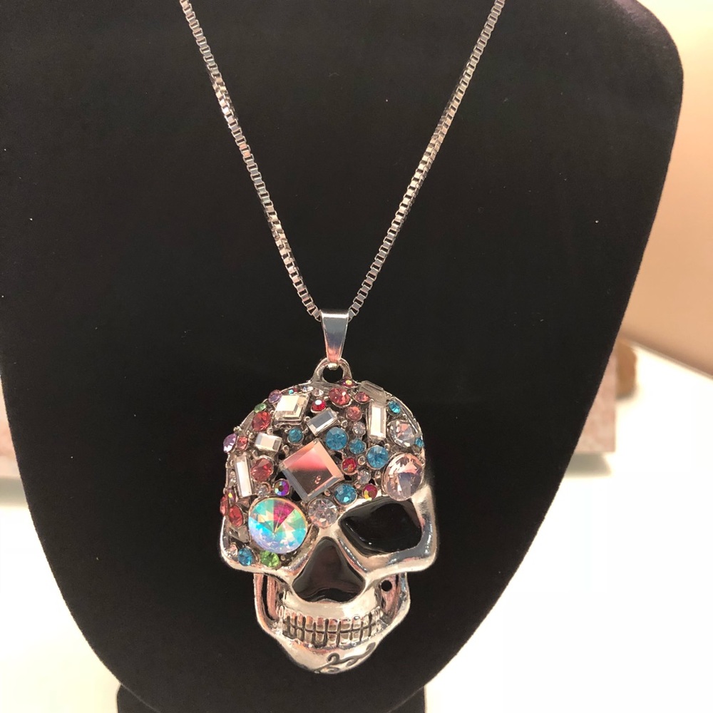 ✨3 for $10✨ Skull Necklace